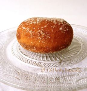 Bomboloni con crema pasticcera
