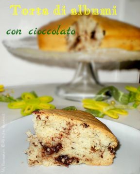 Torta di albumi con cioccolato