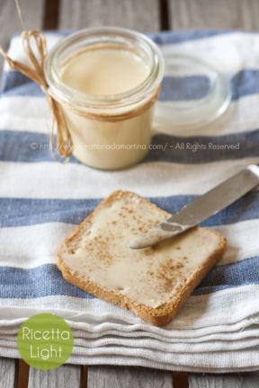 Crema di miele montato