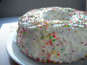 Ciambellone soffice di Adelaide con alchermes