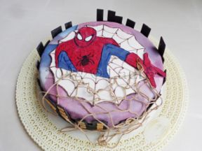 Torta uomo ragno per Vittoria