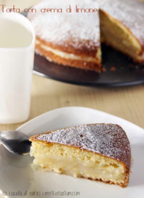 Torta con crema di limone all'acqua