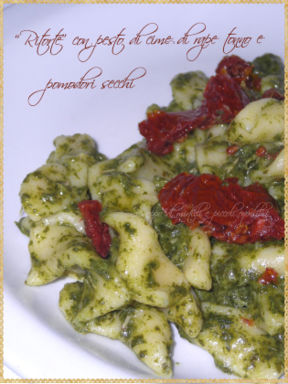 “Ritorte” con pesto di cime di rape tonno e pomodori secchi