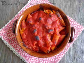 PENNE AL FORNO CON LE POLPETTINE