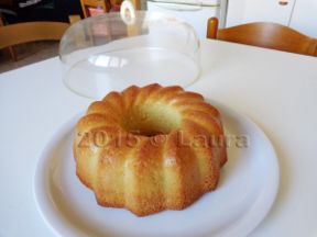 Ciambella alle mandorle