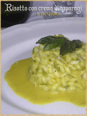 Risotto con crema di asparagi e curcuma