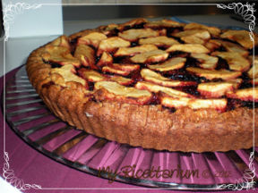 Crostata con mele e confettura