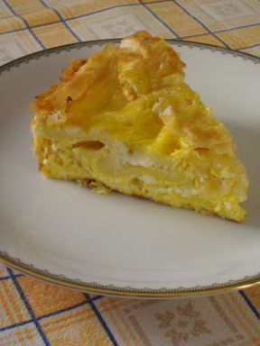 Torta salata con yogurt e formaggio - Placinta cu foi si umplutura de iaurt si brinza - Yogurt and cheese phillo pie