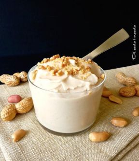 Gelato alla crema di arachidi