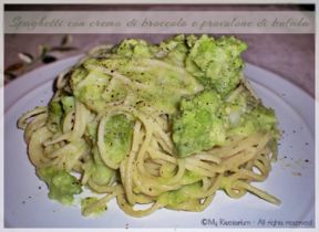 Spaghetti con crema di broccolo e provolone di bufala