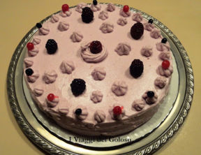 TORTA AI FRUTTI DI BOSCO
