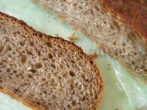 Pane nero ai cereali... quasi