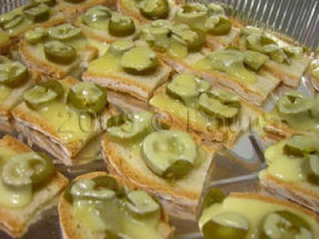 Crostini jalapenos e fontina