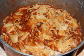 Pettole e fagioli