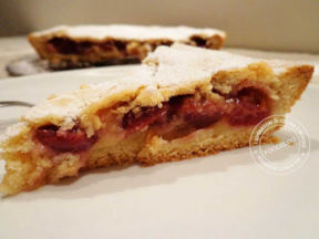 RICETTA TORTA DI FROLLA RIPIENA DI CREMA E CILIEGIE (tipo Nonna Papera)