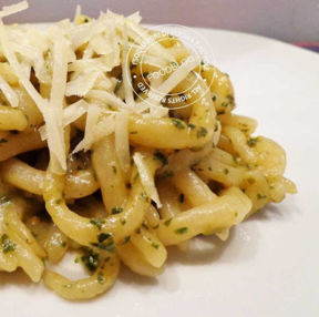 RICETTA PICI AL PESTO DI BASILICO