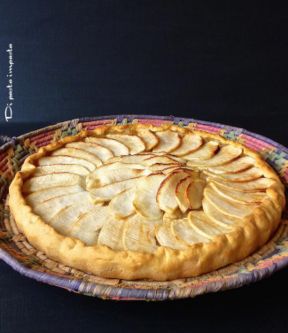 Crostata di mele vegana in brisè all’olio (light)