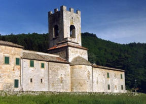 Badia a Coltibuono: il fascino del luogo e del vino