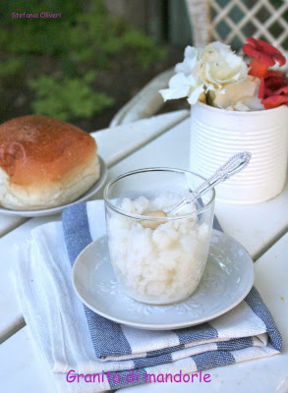 Granita di mandorle per un week end catanese indimenticabile