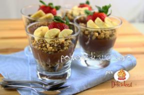 Tutorial per dolcidee.it: dolce al cucchiaio cioccolato, muesli, fragole e banane