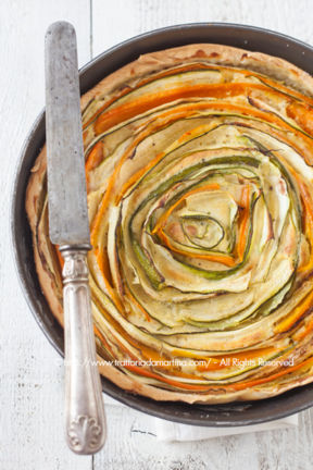 Torta salata con fantasia di carote e zucchine