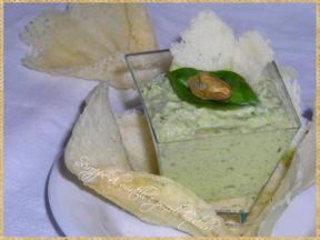 Crema di mortadella, caprino, basilico e menta su coppette di parmigiano