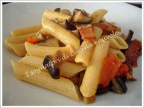 PENNE DI KAMUT CON FUNGHI CARDONCELLI E PANCETTA