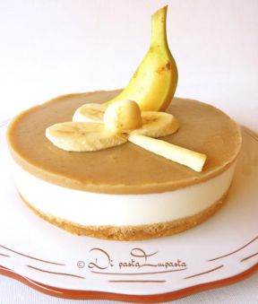 Torta fredda di yogurt e banana con agar- agar