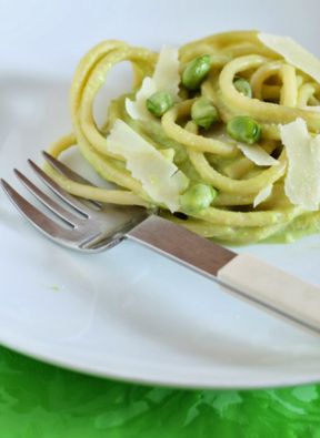 BUCATINI CON PUREA DI FAVE FRESCHE E PECORINO "RISERVA DEL FONDATORE"