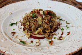 Pasta alla lavanda e rosmarino con mele annurche e nocciole .#cascinaduc,#quidanoi