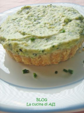 FINTA CROSTATA FREDDA CON ZUCCHINE, RICOTTA, PARMIGIANO