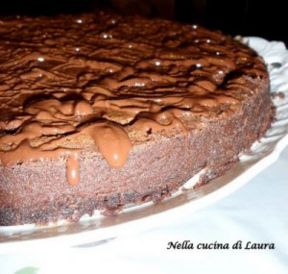 CHEESECAKE AL TRIPLO CIOCCOLATO DI NIGELLA….. E PROFUMO DI CANNELLA