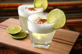 …Tutti i Tipi di bevande: PISCO SOUR   “L’ACQUA CHE BRUCIA” DEL PERÙ