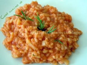 Riso e patate profumato al rosmarino