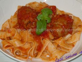 Tagliatelle con involtini di vitello