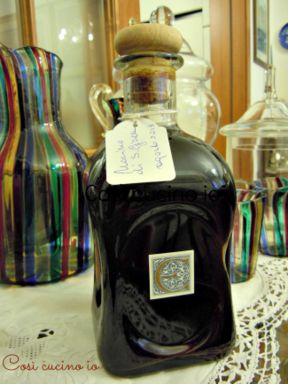Nocino di San Giovanni, liquore digestivo