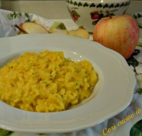 Risotto giallo alle mele