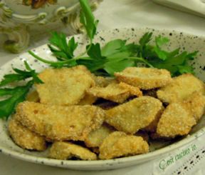 Funghi porcini dorati e fritti