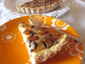 CROSTATA CON CREMA PASTICCERA E PERE CARAMELLATE ALLA CANNELLA