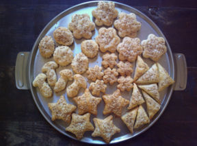Finger food di sfoglia al sesamo