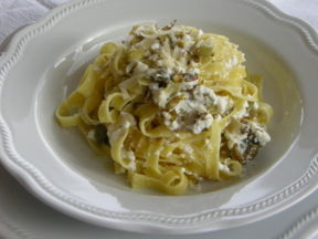 Tagliatelle con ricotta e carciofi