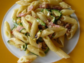 Pasta con zucchine grigliate