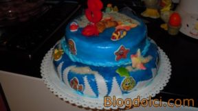 Torta di compleanno tutta blu