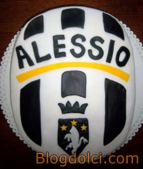 Torta: forza Juve