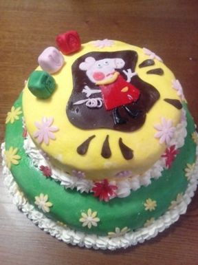 Eva festeggia il compleanno con Peppa Pig