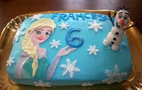Torta con la principessa Elsa di Frozen