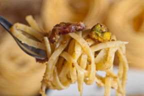 Pasta al pesto di pistacchi dei Menù di Benedetta