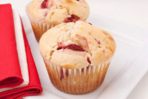 Muffin alle fragole e cioccolato bianco