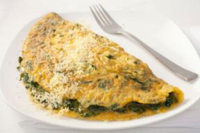 Omelette noci, erbette e ricotta di Cotto e Mangiato