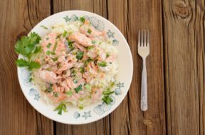 Insalata di riso con salmone